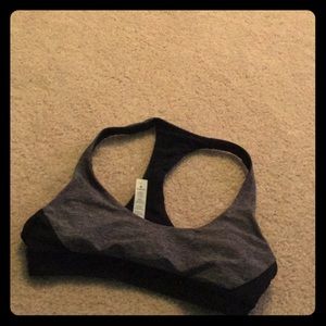 Lululemon sports bra